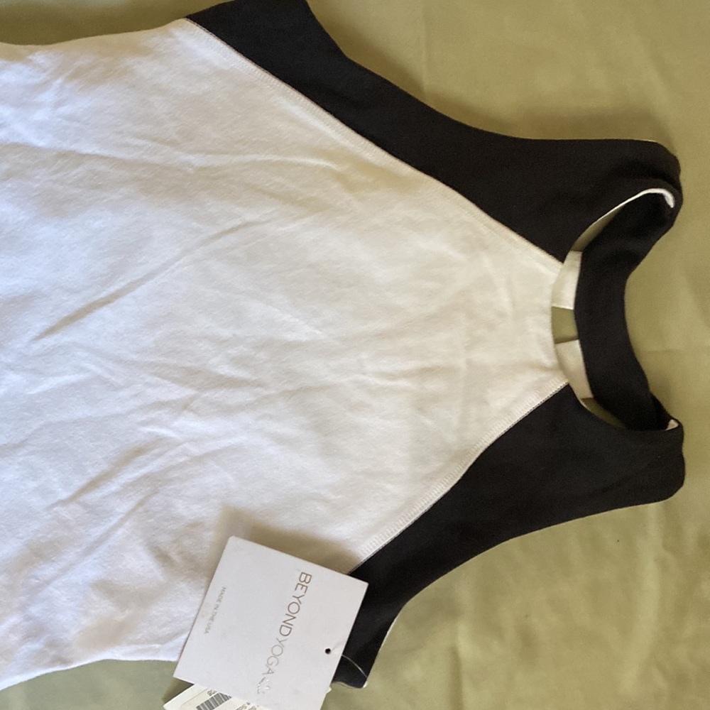 Yoga Halter - Picture 2 of 7